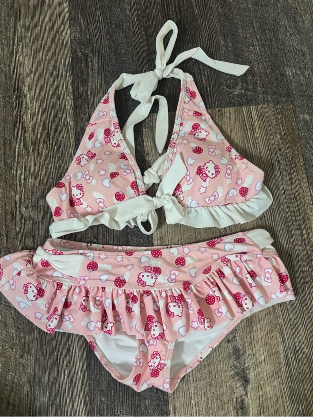 Hot Topic Hello Kitty Bikini XS Strawberry Halter Tie Top & Bottoms Sanrio Y2K